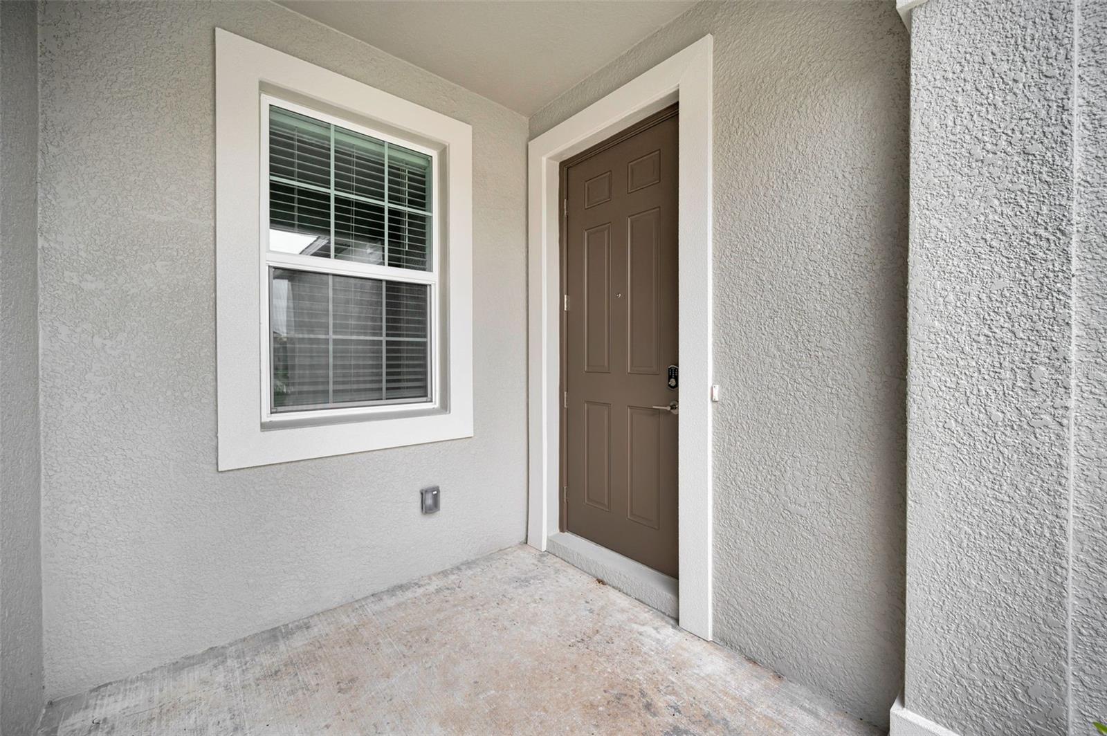 Image 4 of 34 For 18200 Pleasantview Boulevard