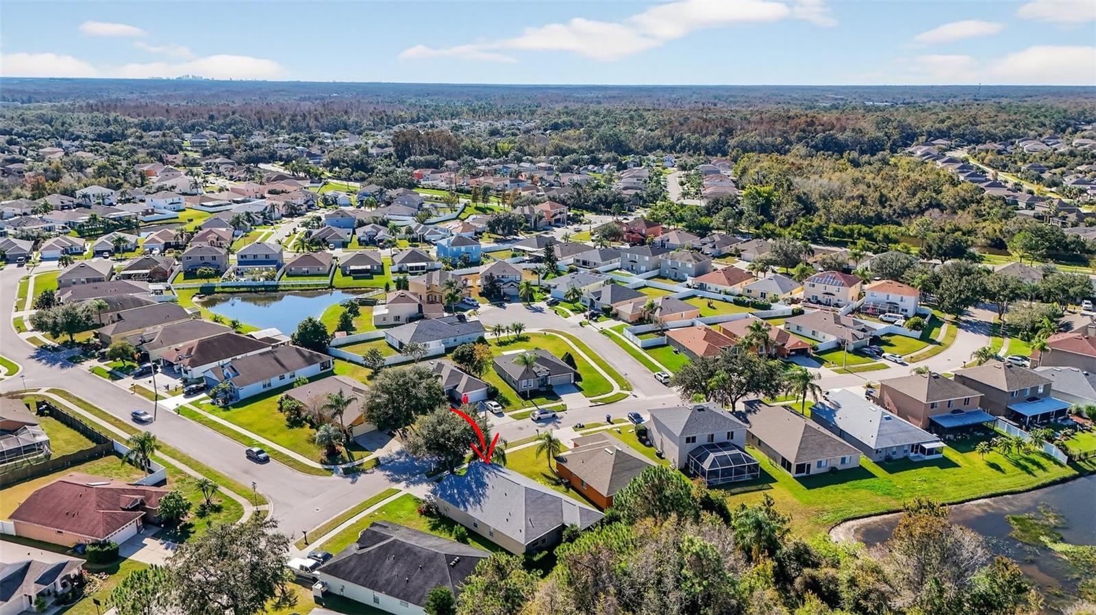 Listing photo id 31 for 27644 Sugar Loaf Drive