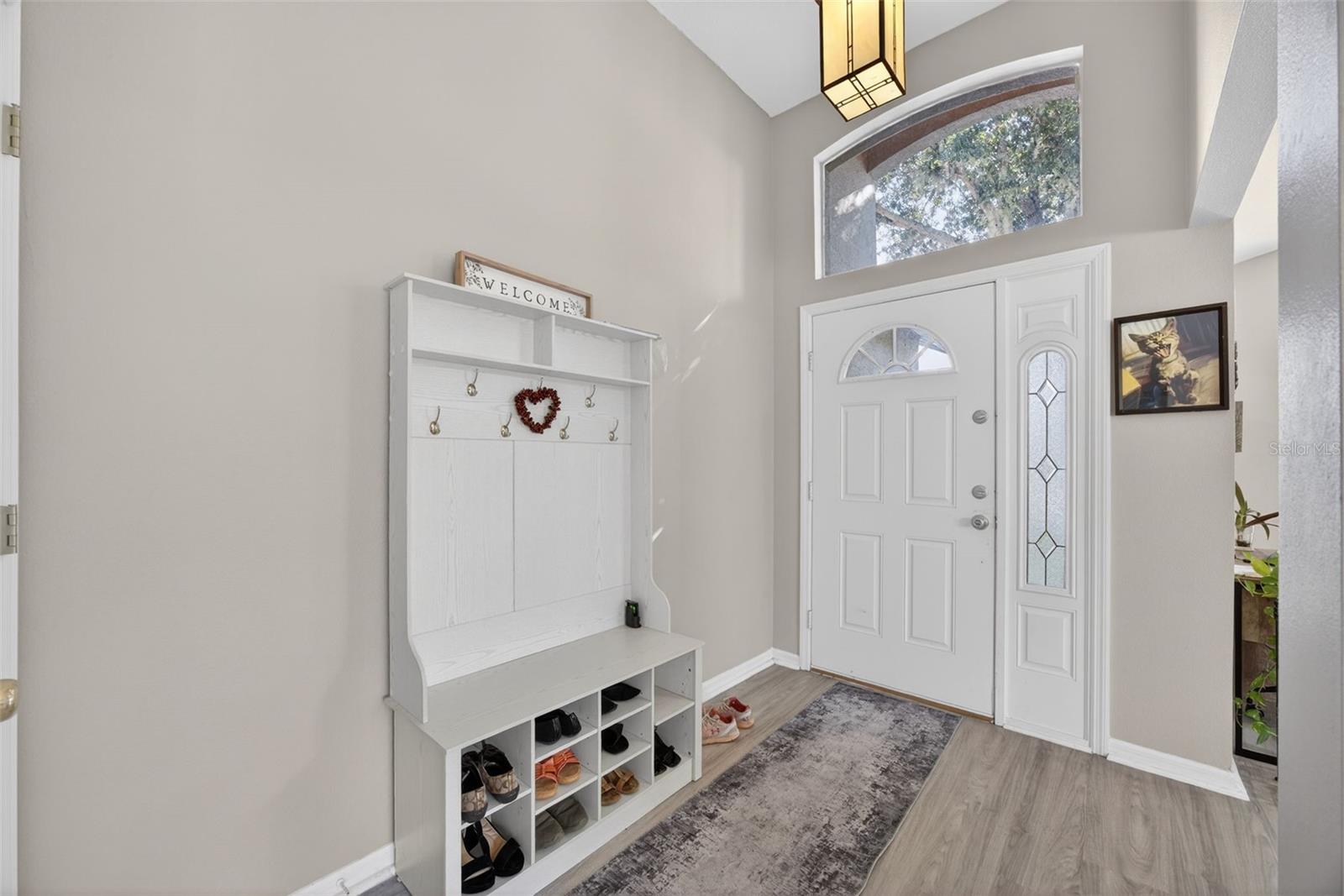 Listing photo id 2 for 27644 Sugar Loaf Drive