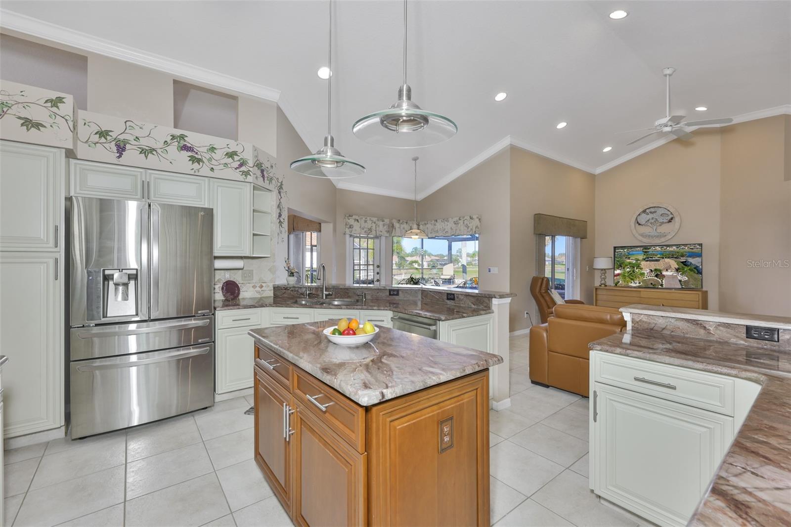 Image 17 of 65 For 2203 Platinum Drive