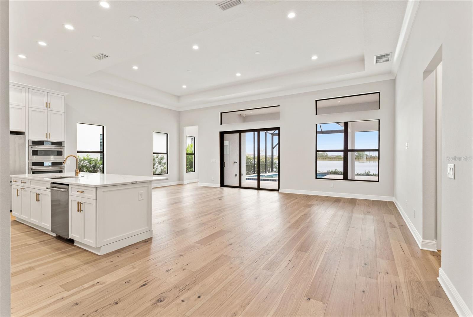 Image 6 of 68 For 480 Bocelli Drive