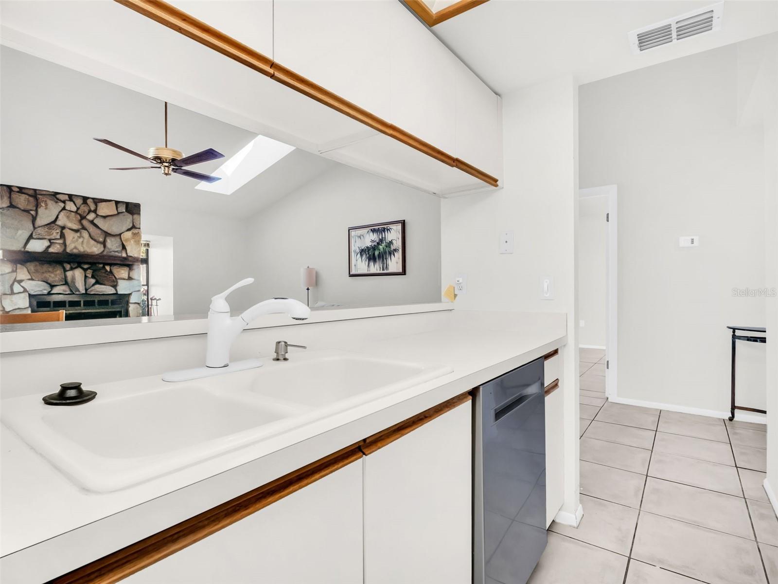 Image 25 of 67 For 1202 Palm Drive