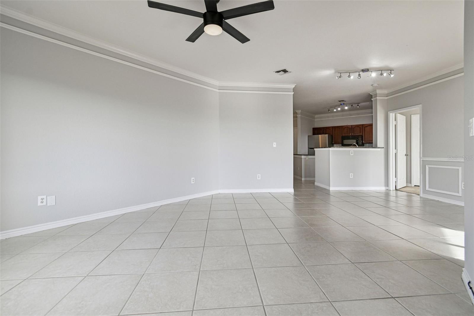 Image 14 of 66 For 4302 Bayside Village Drive 204