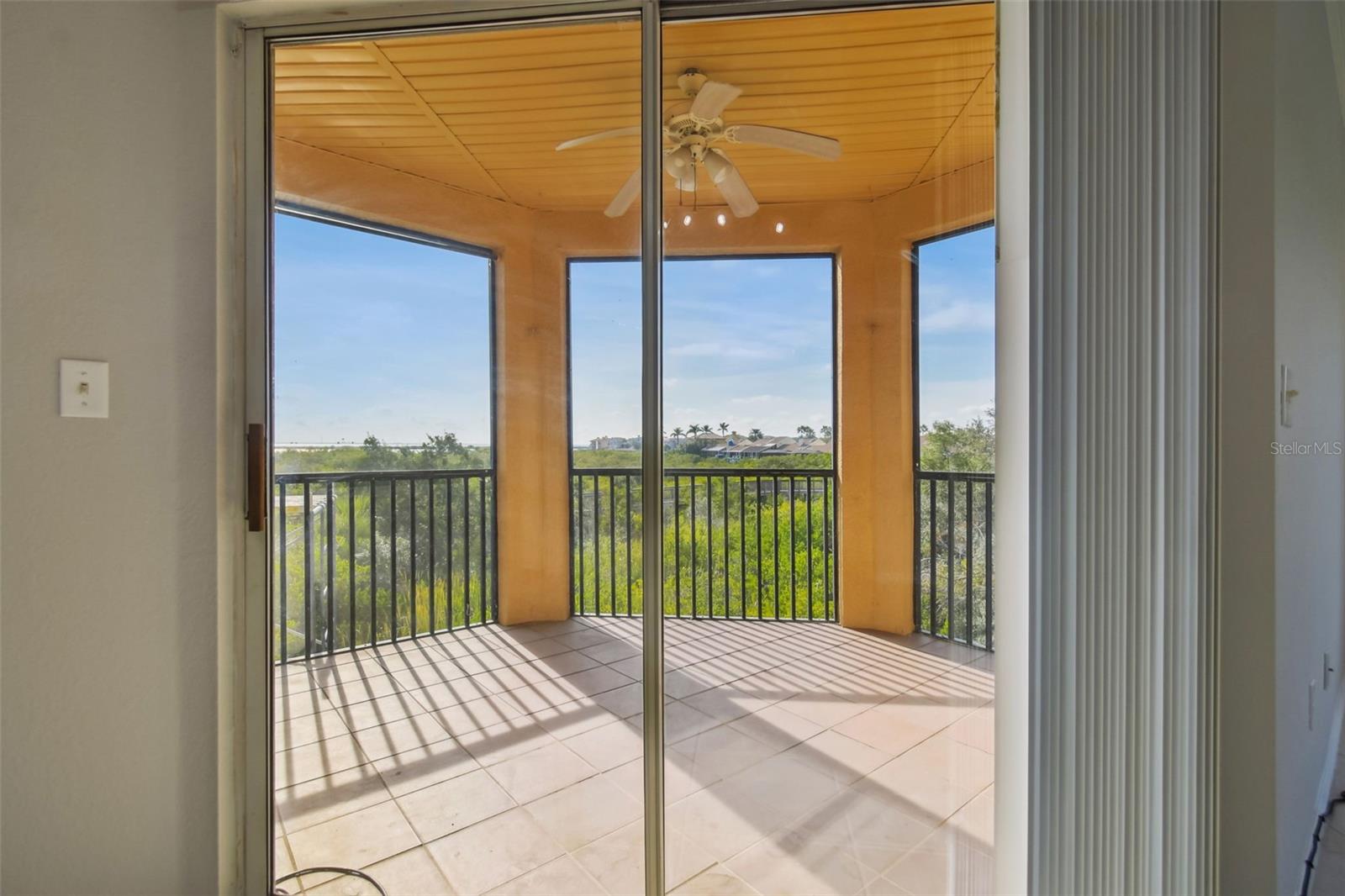 Image 16 of 66 For 4302 Bayside Village Drive 204