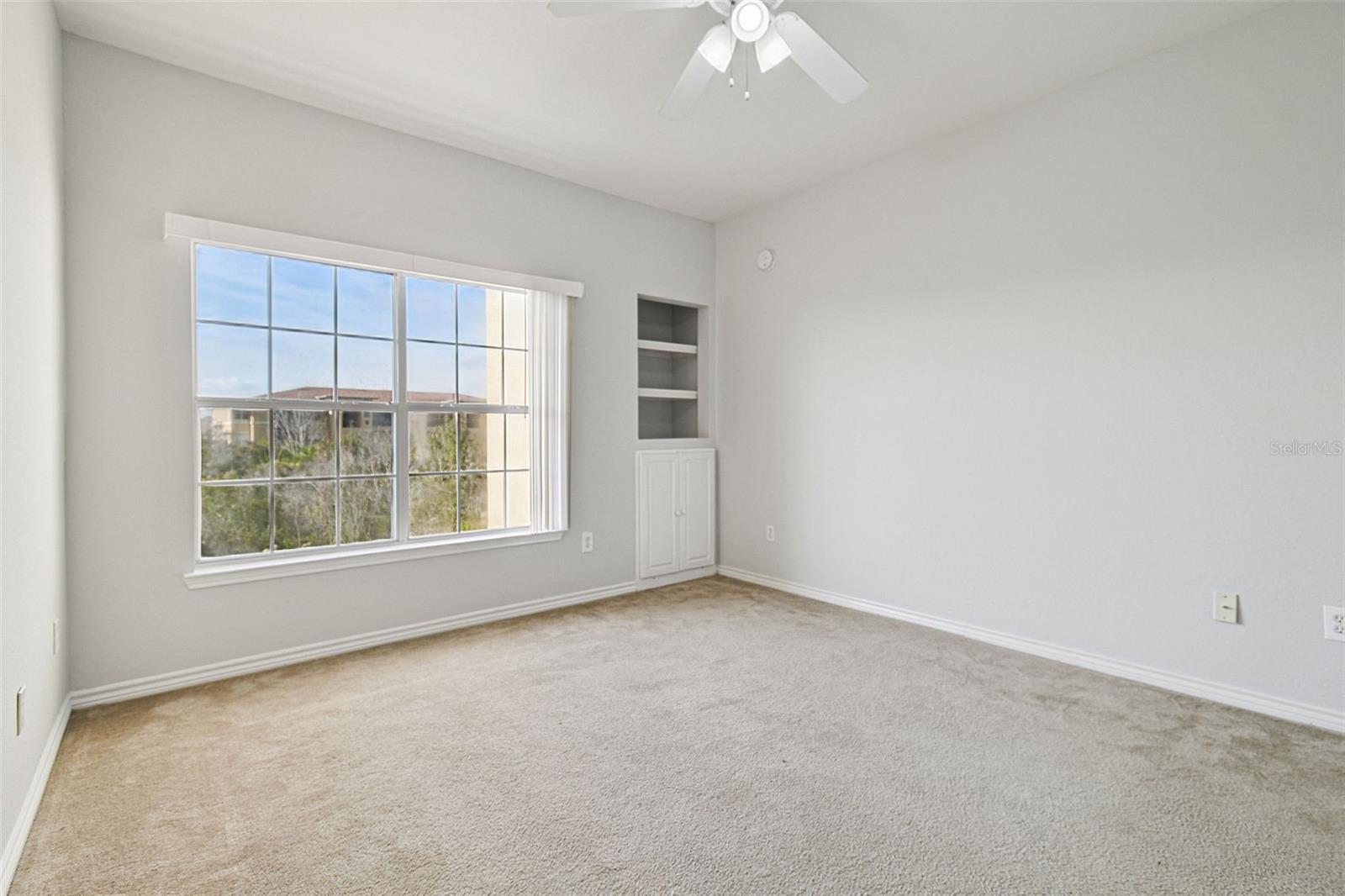 Image 21 of 66 For 4302 Bayside Village Drive 204