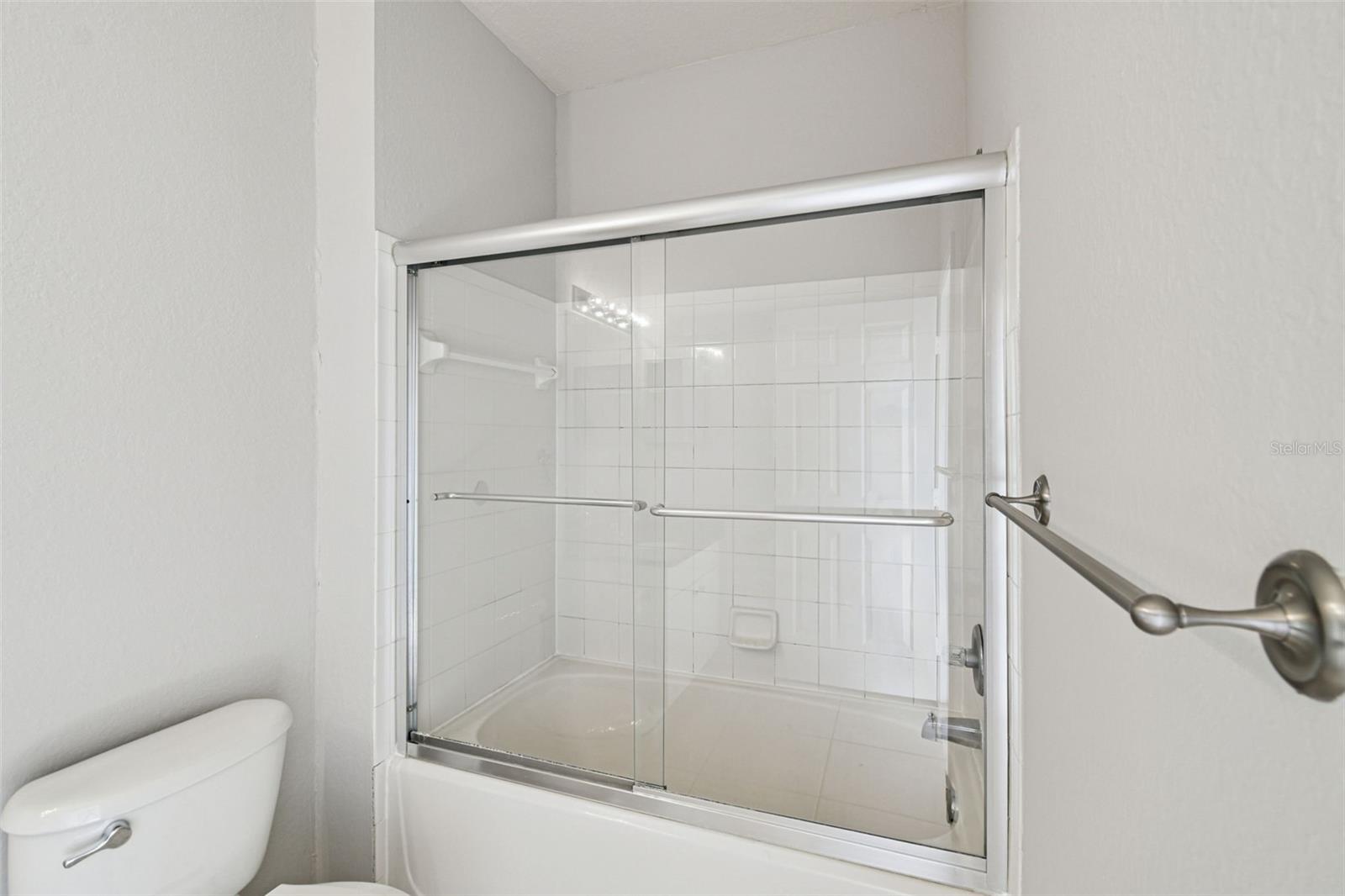 Image 31 of 66 For 4302 Bayside Village Drive 204