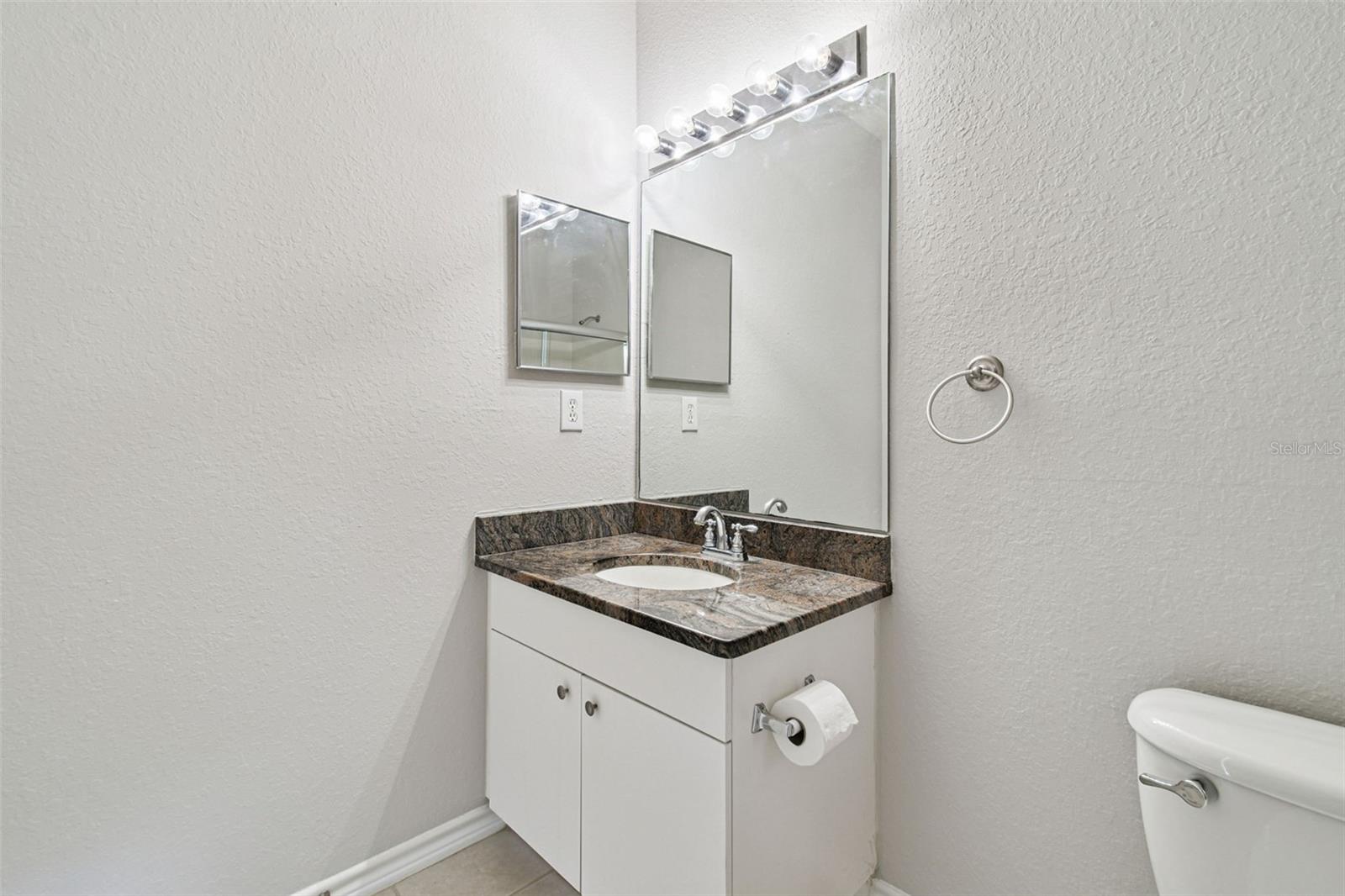 Image 32 of 66 For 4302 Bayside Village Drive 204