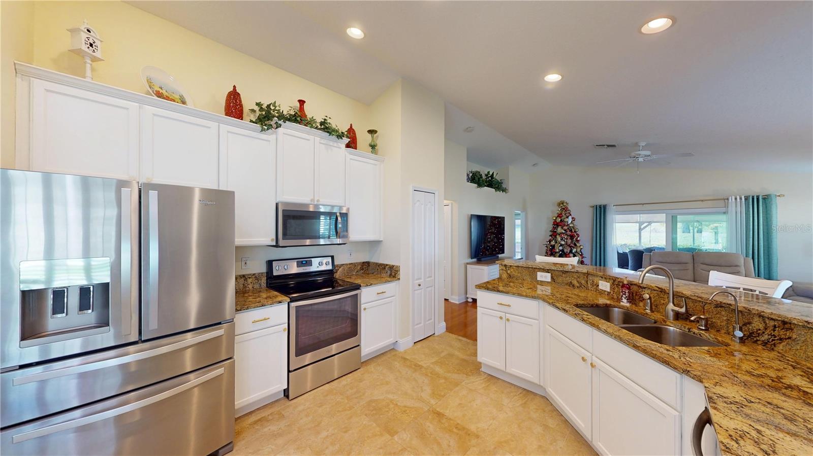 Image 11 of 46 For 3021 Banyan Hill Lane