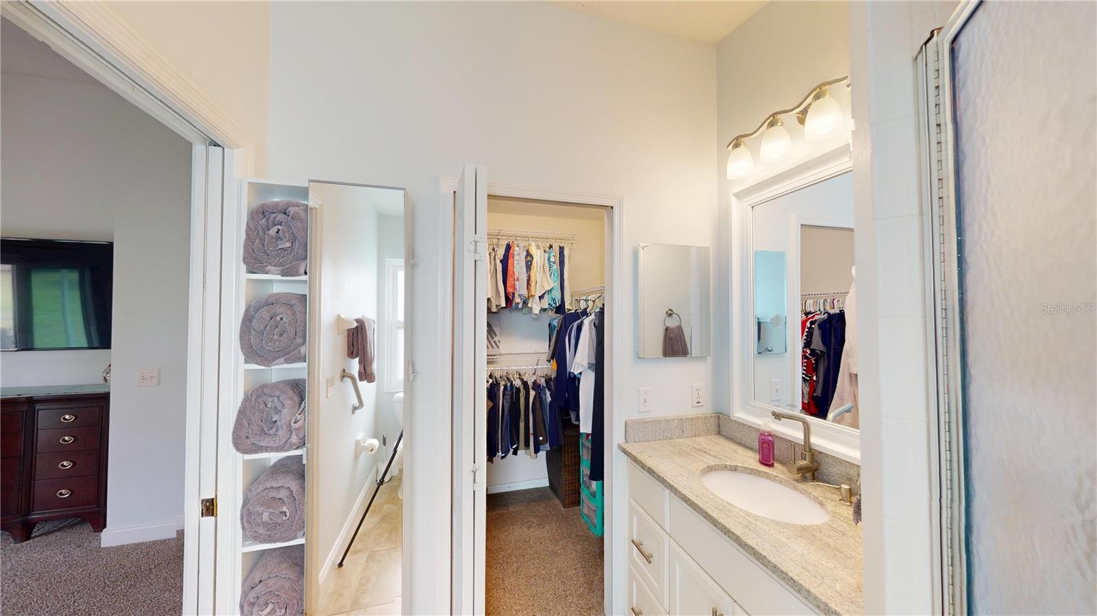 Image 22 of 46 For 3021 Banyan Hill Lane