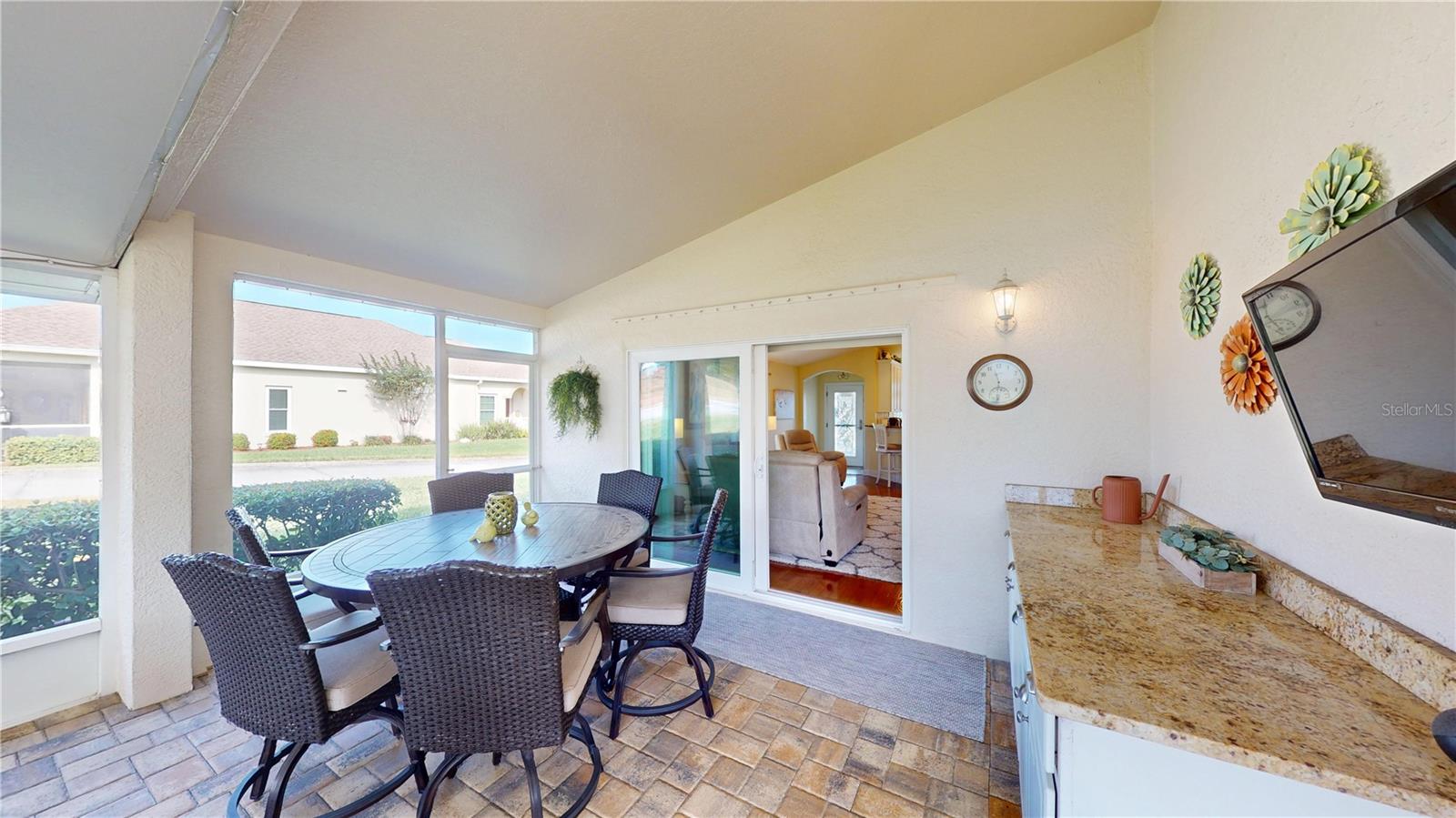 Image 26 of 46 For 3021 Banyan Hill Lane