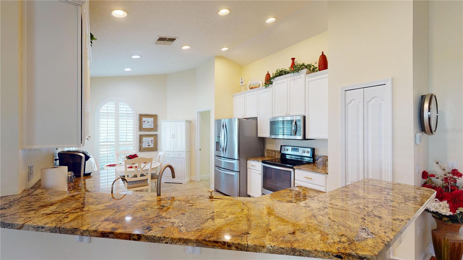 Image 9 of 46 For 3021 Banyan Hill Lane