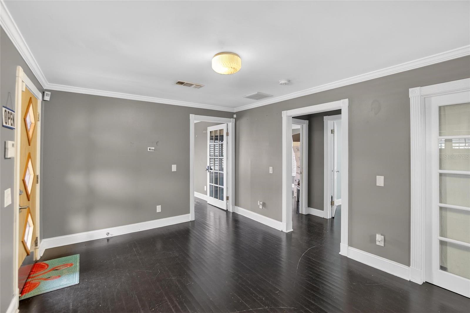 Image 2 of 24 For 1305 Armenia Avenue