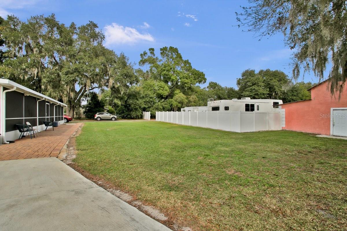 Image 10 of 62 For 5615 Oak Avenue Nw