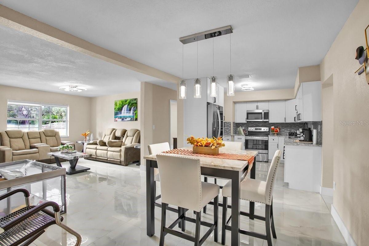 Image 14 of 62 For 5615 Oak Avenue Nw