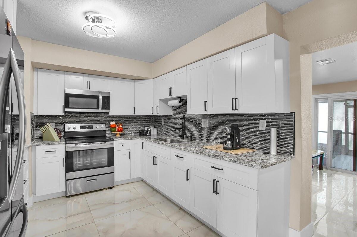 Image 16 of 62 For 5615 Oak Avenue Nw