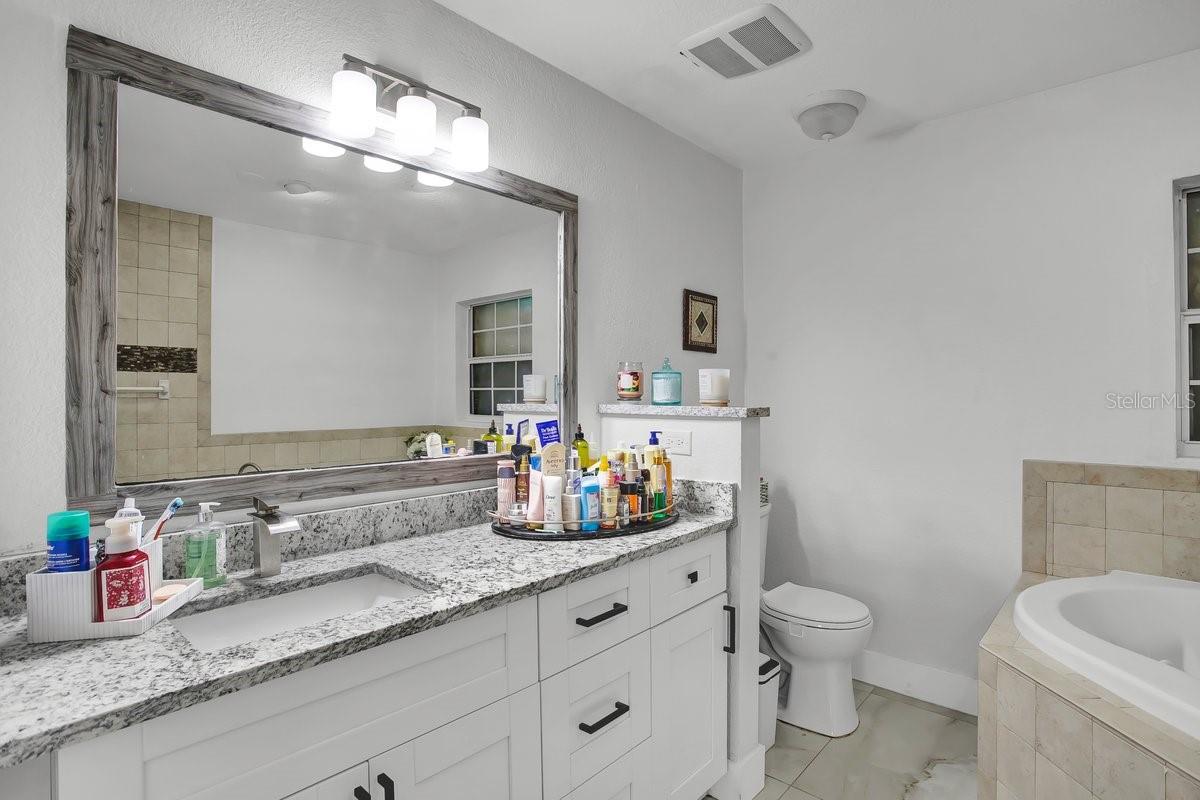 Image 29 of 62 For 5615 Oak Avenue Nw