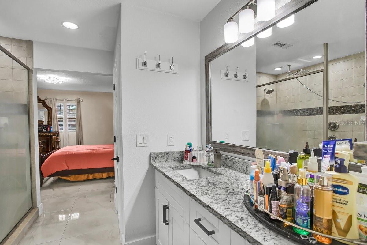 Image 32 of 62 For 5615 Oak Avenue Nw