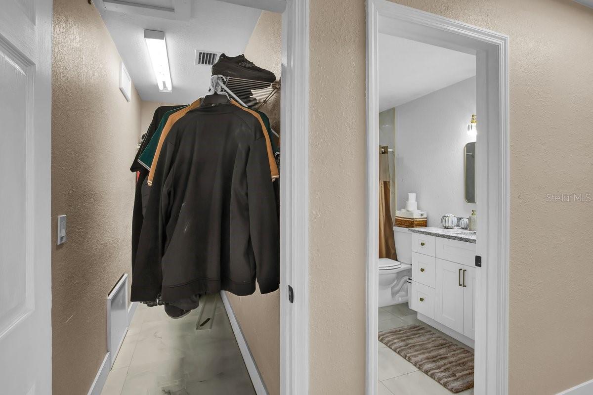 Image 33 of 62 For 5615 Oak Avenue Nw