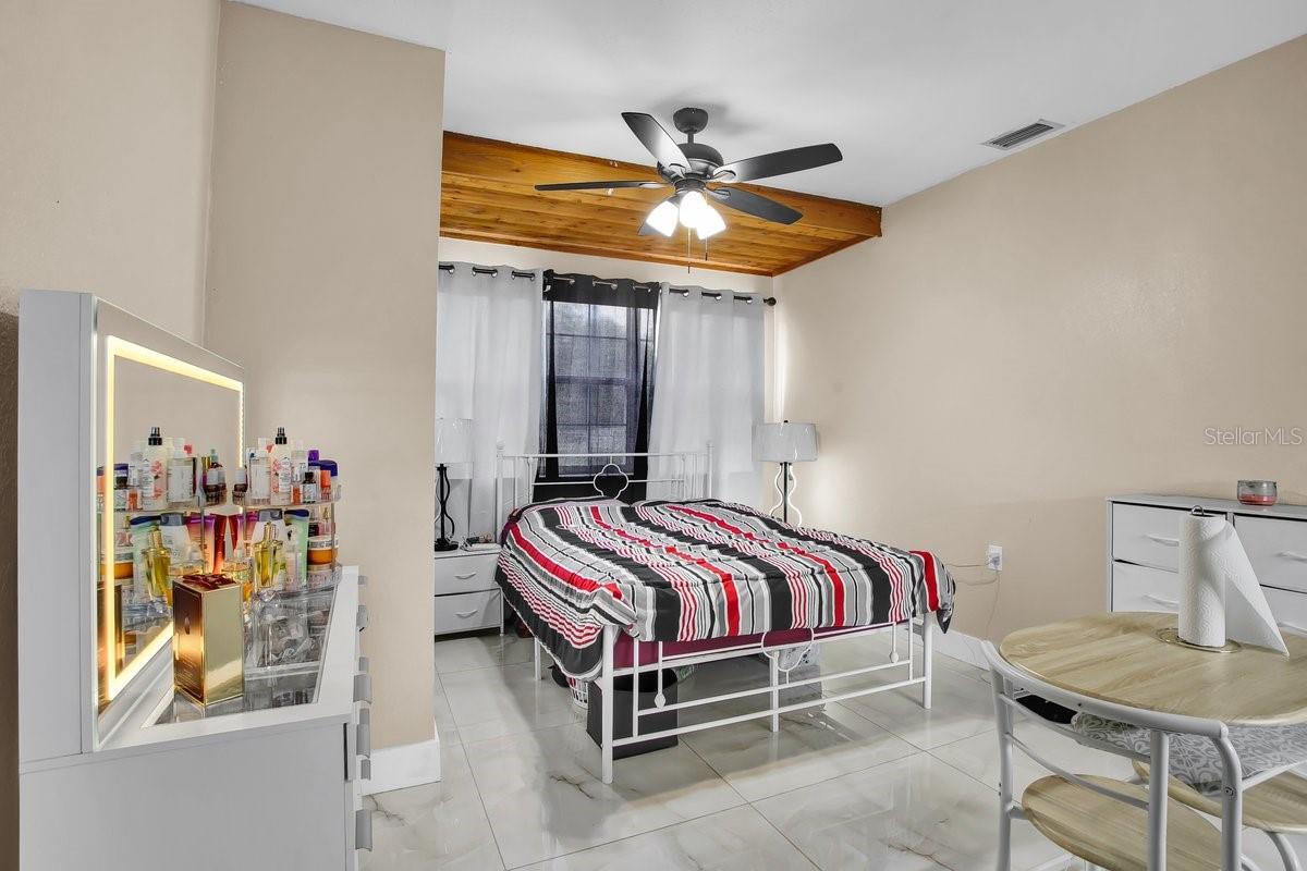 Image 44 of 62 For 5615 Oak Avenue Nw