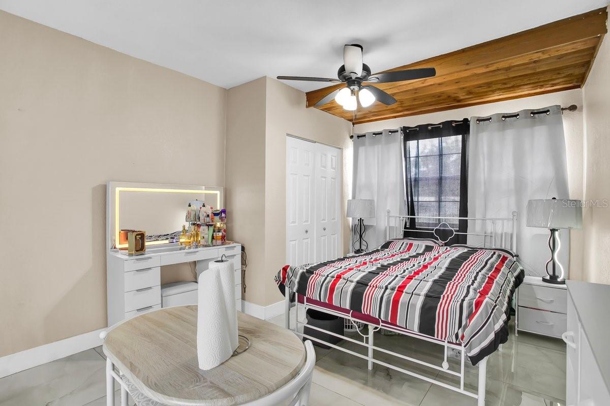 Image 46 of 62 For 5615 Oak Avenue Nw