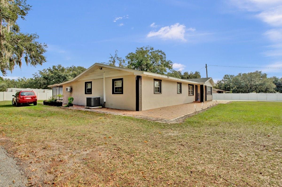 Image 8 of 62 For 5615 Oak Avenue Nw