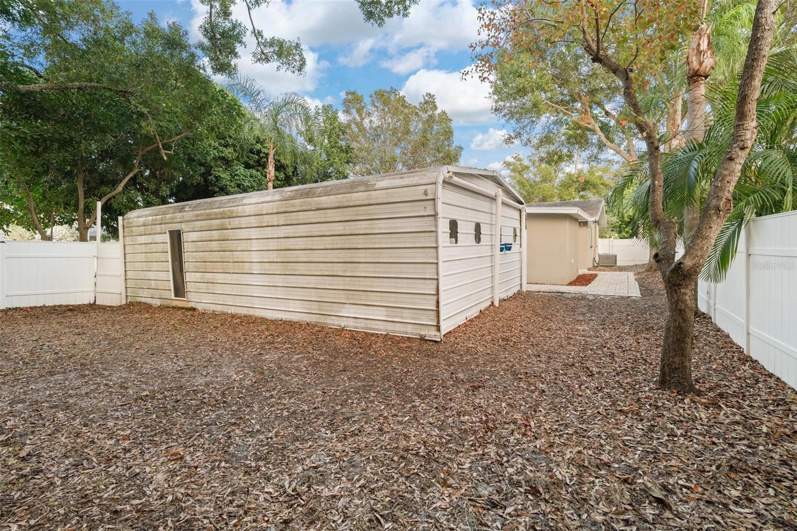 Image 33 of 48 For 4130 Queen Street N