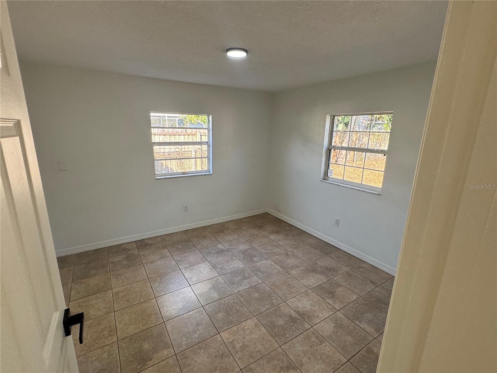 Image 14 of 23 For 10935 14th Street