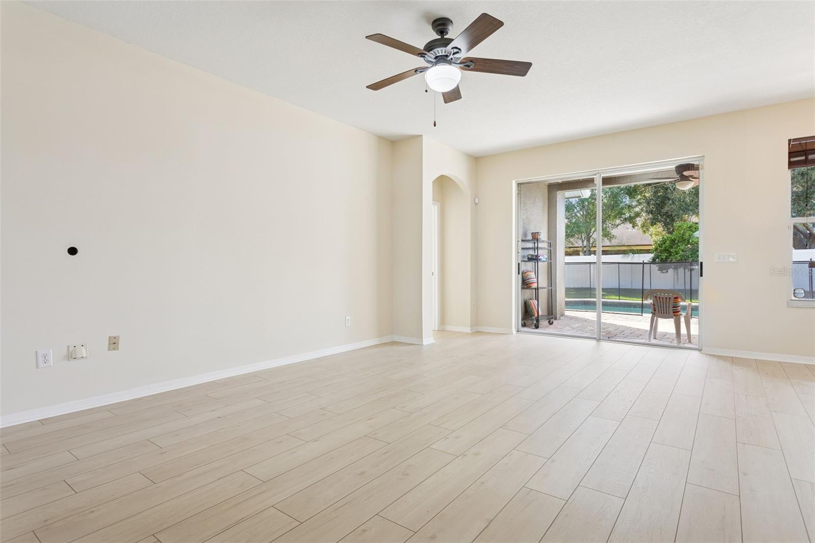 Image 11 of 43 For 22536 Magnolia Trace Boulevard