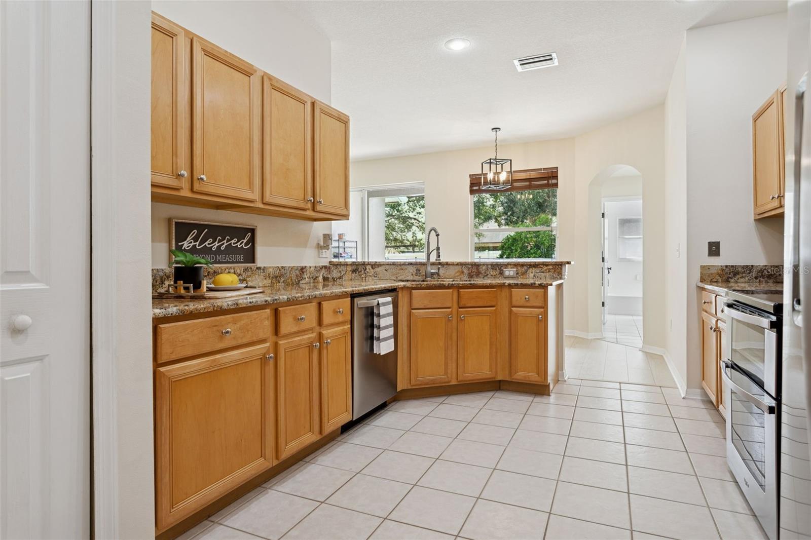 Image 15 of 43 For 22536 Magnolia Trace Boulevard