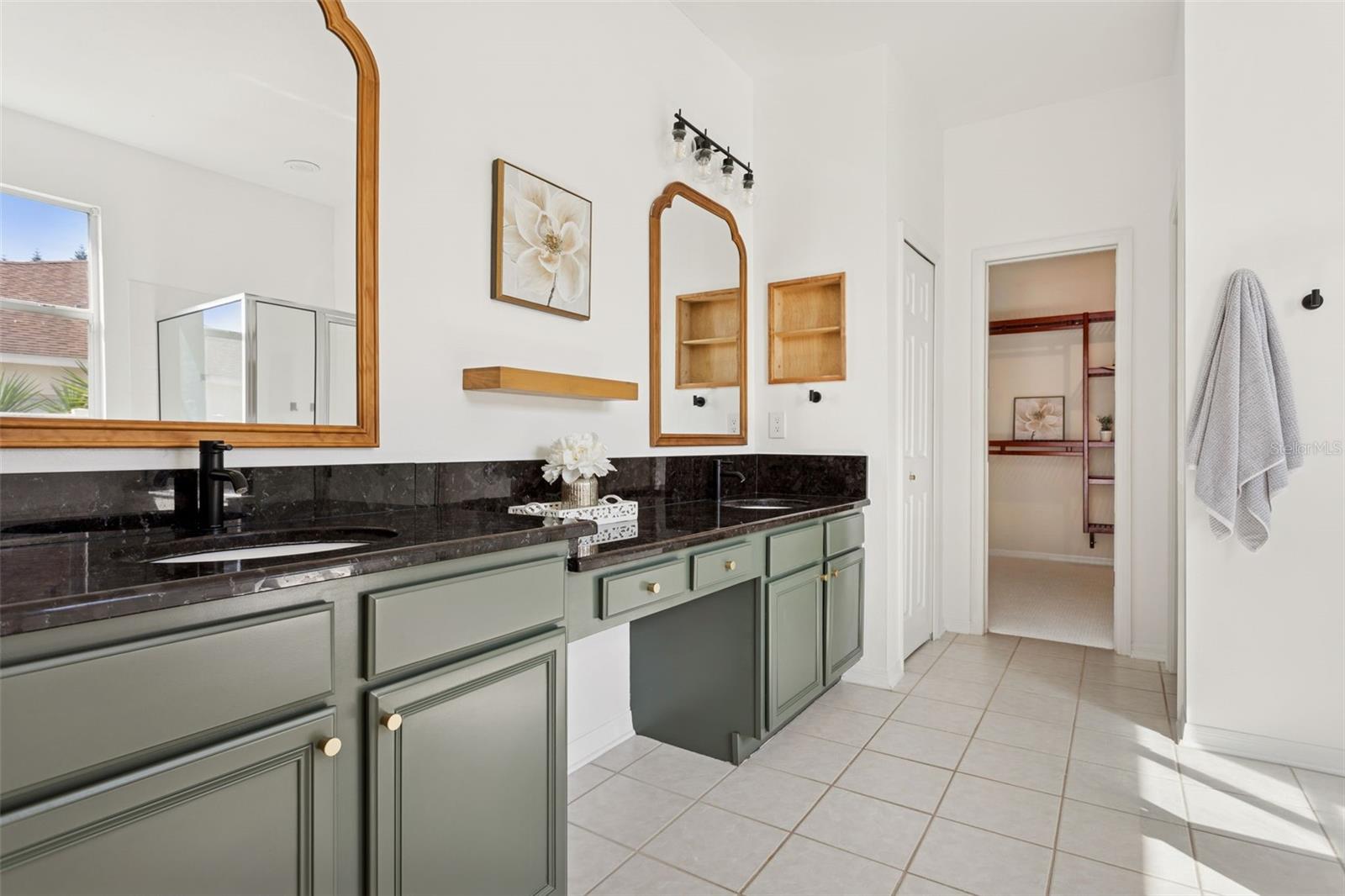 Image 28 of 43 For 22536 Magnolia Trace Boulevard