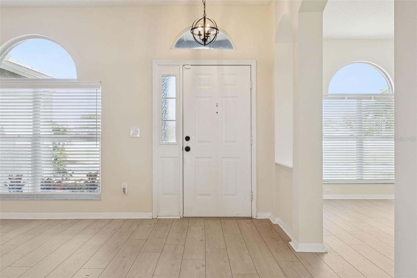 Image 5 of 43 For 22536 Magnolia Trace Boulevard