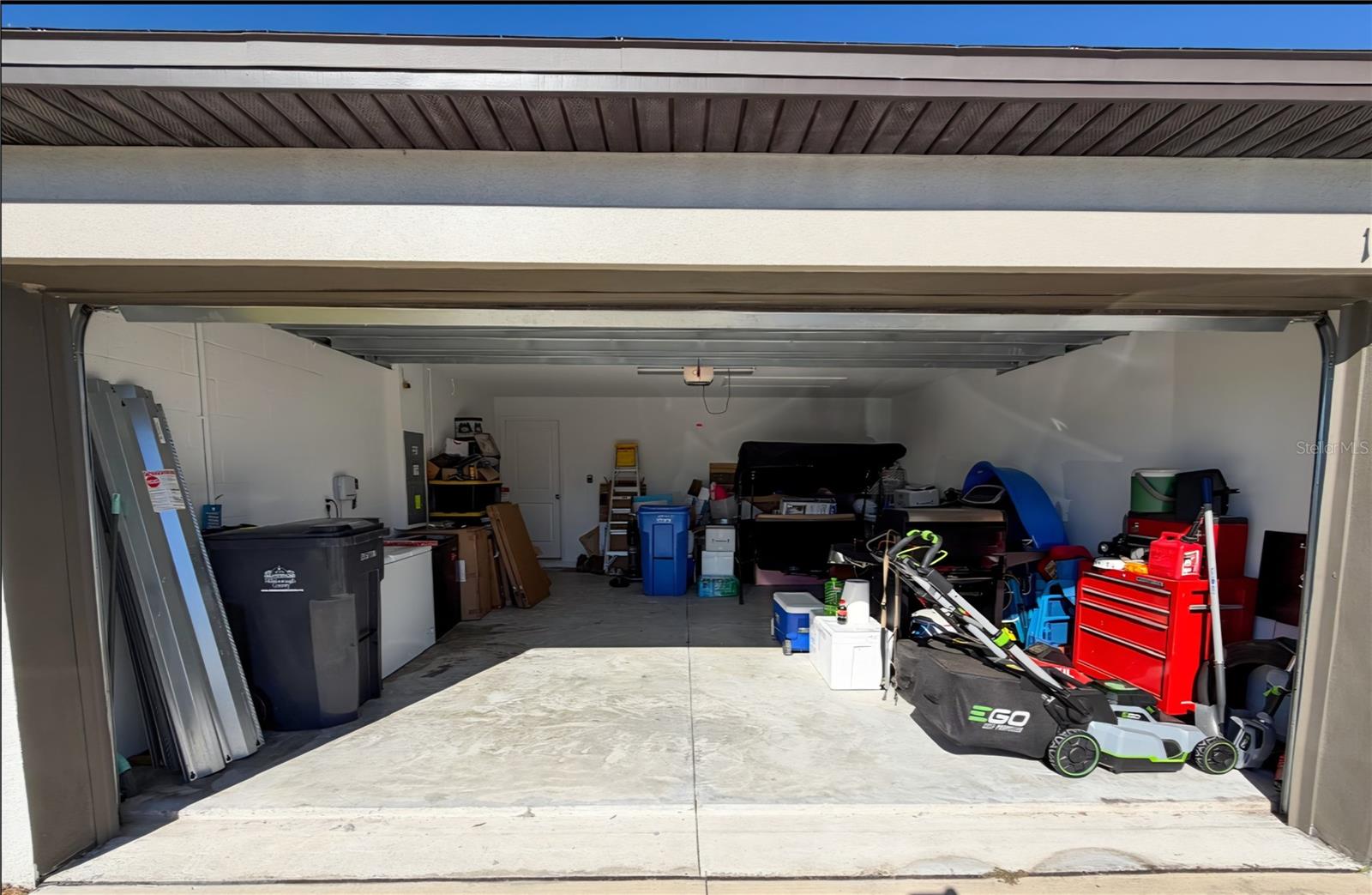 Image 23 of 26 For 10316 Shady Preserve Drive