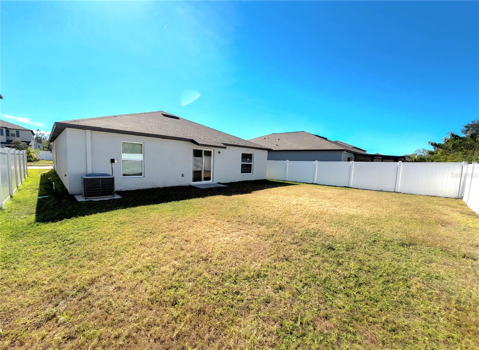 Image 24 of 26 For 10316 Shady Preserve Drive