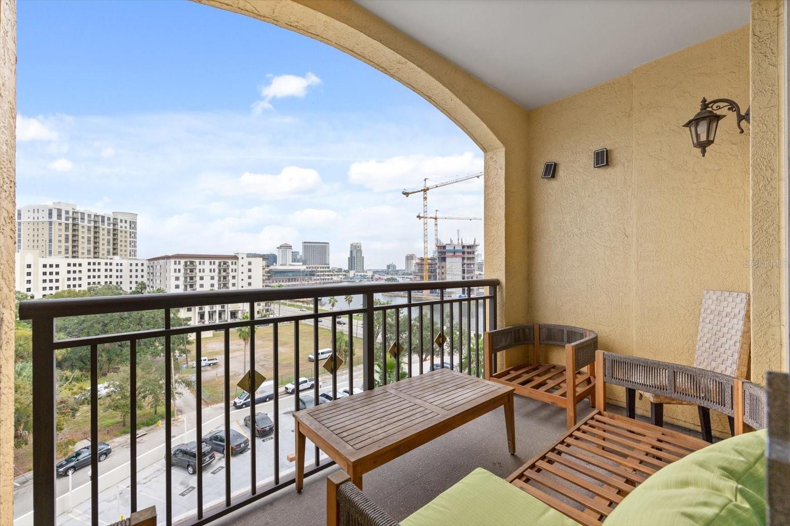 Image 12 of 47 For 345 Bayshore Boulevard 706