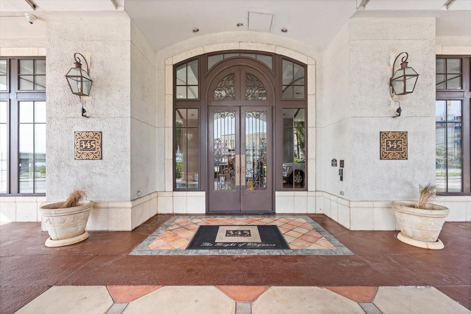 Image 3 of 47 For 345 Bayshore Boulevard 706