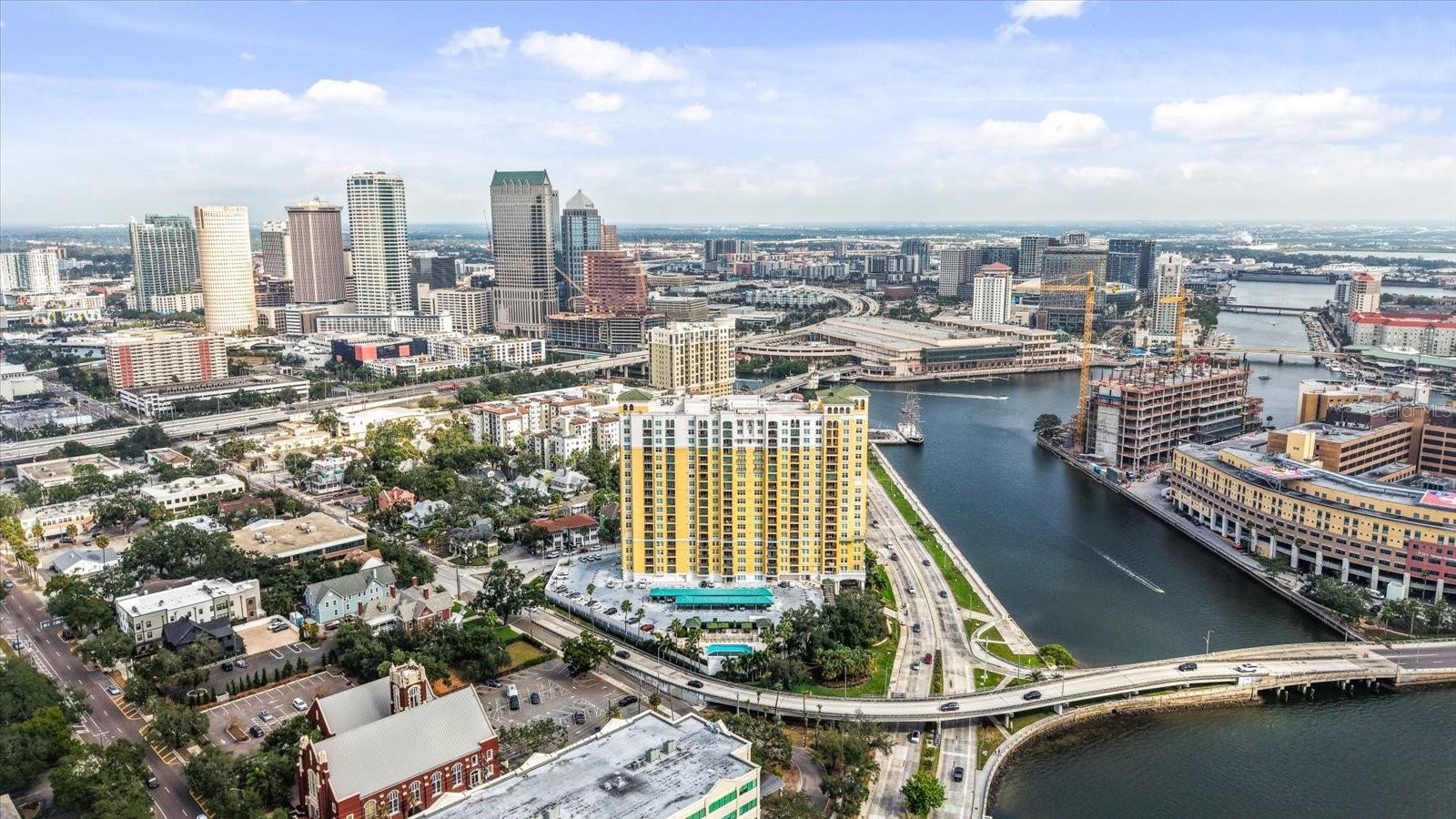 Image 42 of 47 For 345 Bayshore Boulevard 706