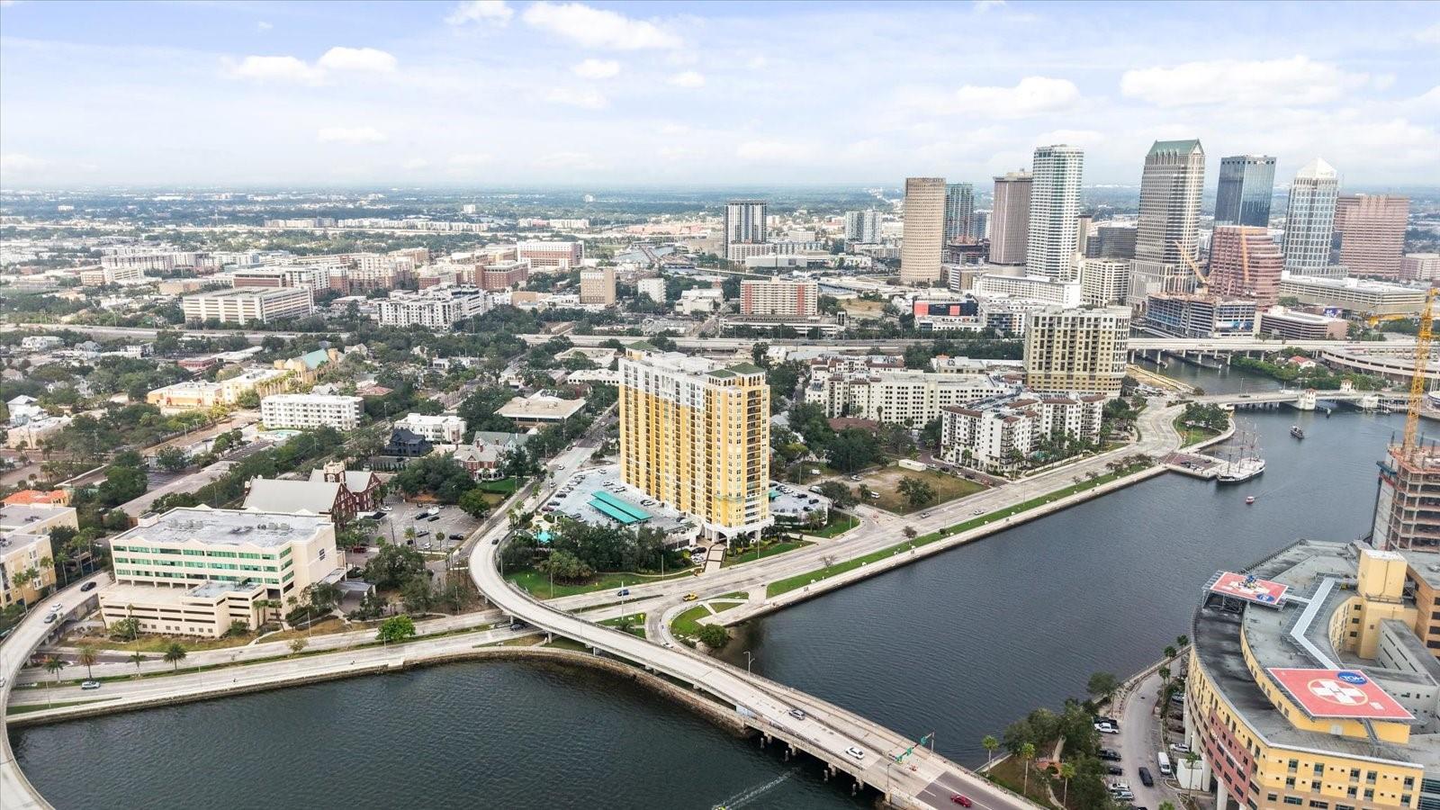 Image 43 of 47 For 345 Bayshore Boulevard 706