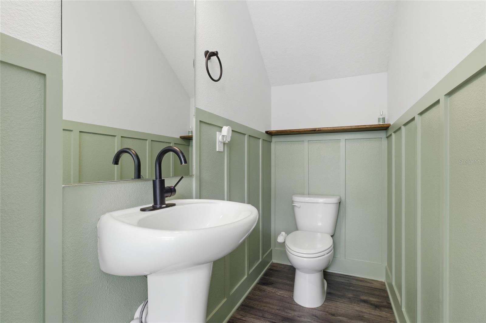 Image 6 of 37 For 11227 Moultrie Place