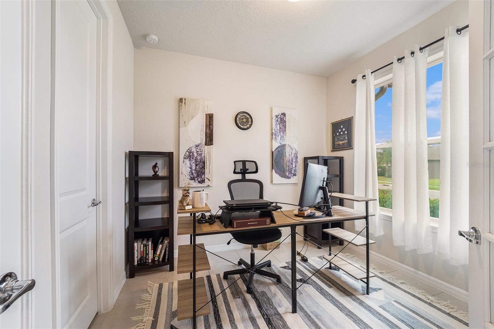 Image 11 of 22 For 19206 Briarbrook Drive