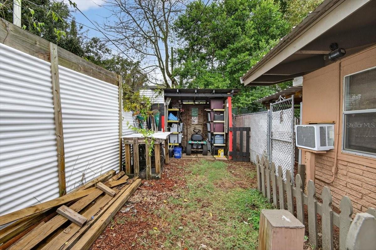 Listing photo id 29 for 38606 3rd Avenue