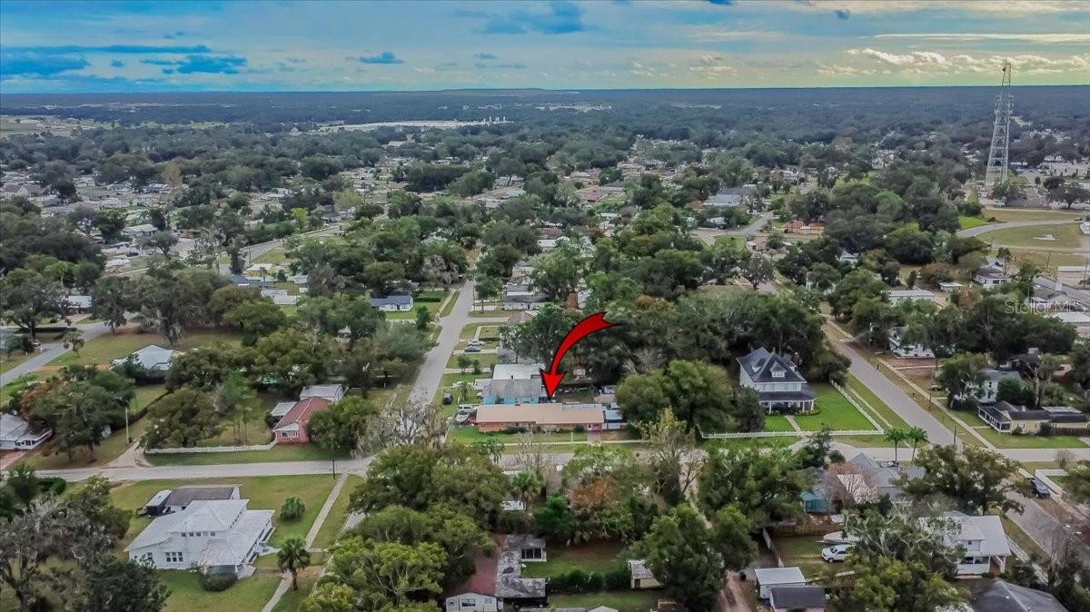 Listing photo id 40 for 38606 3rd Avenue