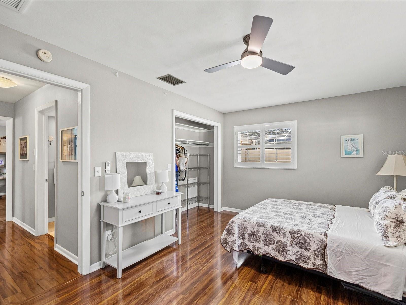 Image 18 of 48 For 1090 Mcfarland Street