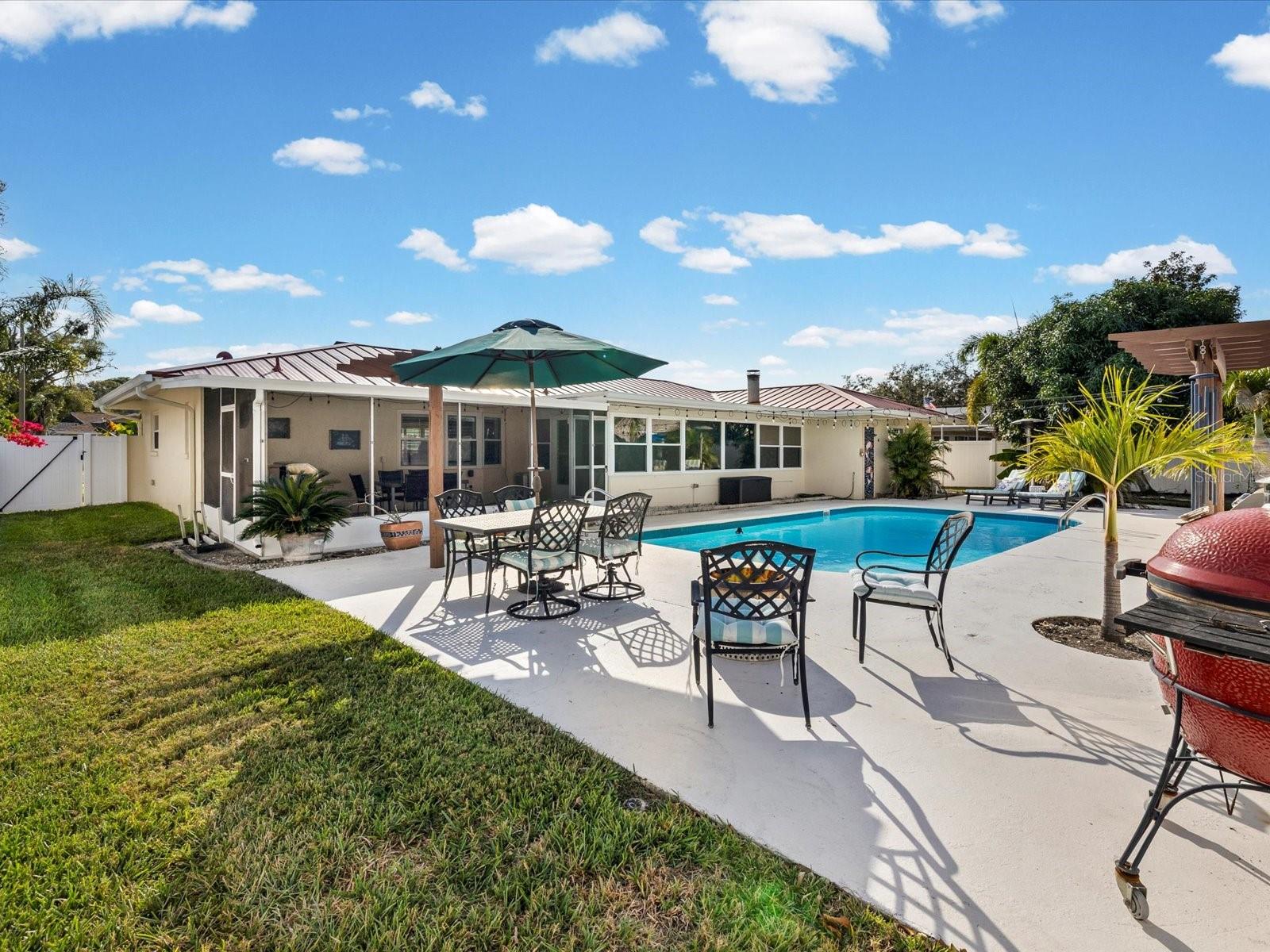 Image 31 of 48 For 1090 Mcfarland Street