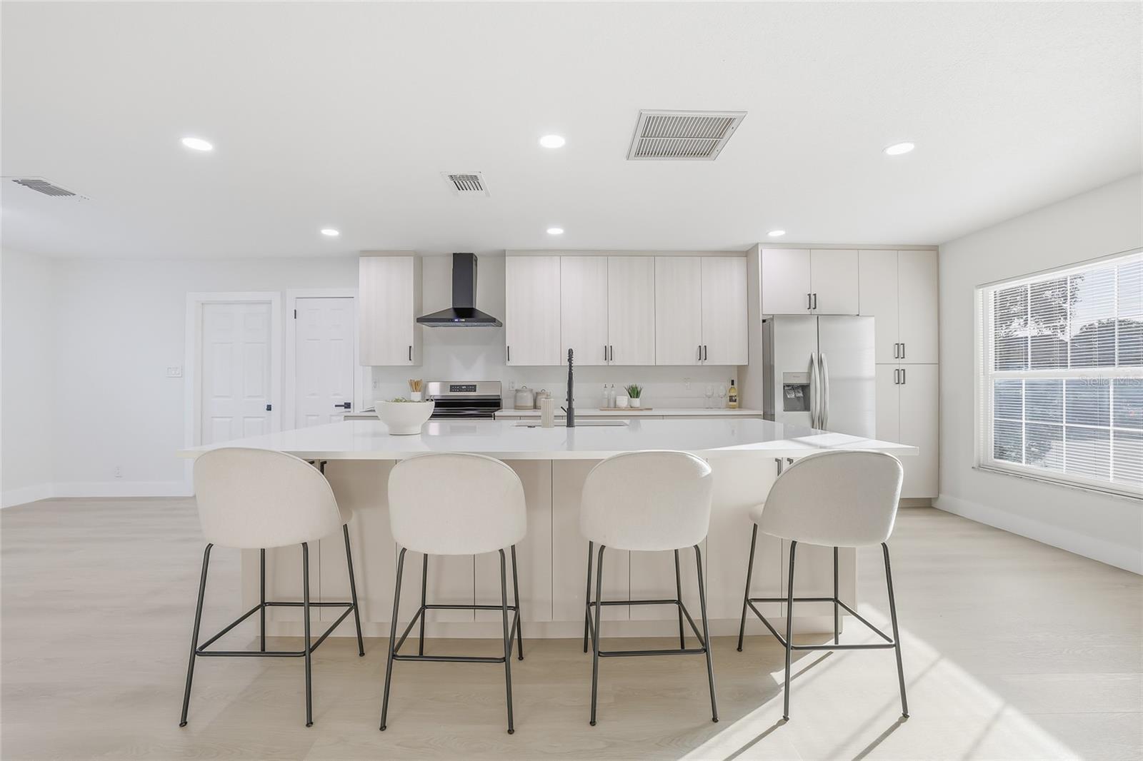 Image 13 of 44 For 10905 Kewanee Drive