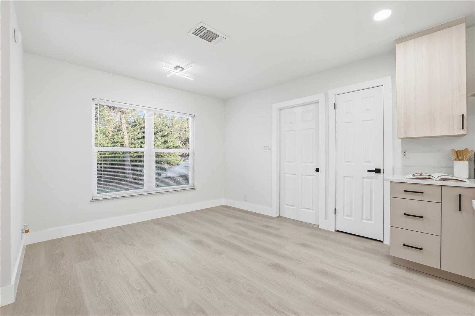 Image 17 of 44 For 10905 Kewanee Drive