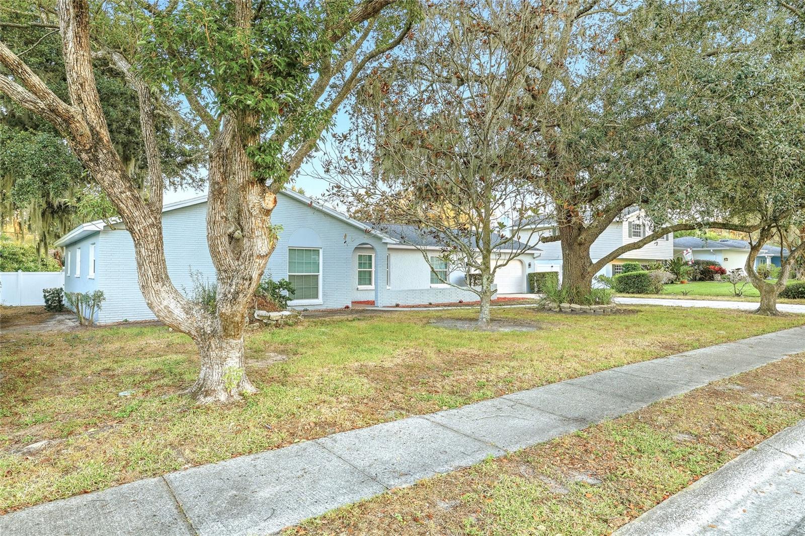 Image 39 of 44 For 10905 Kewanee Drive