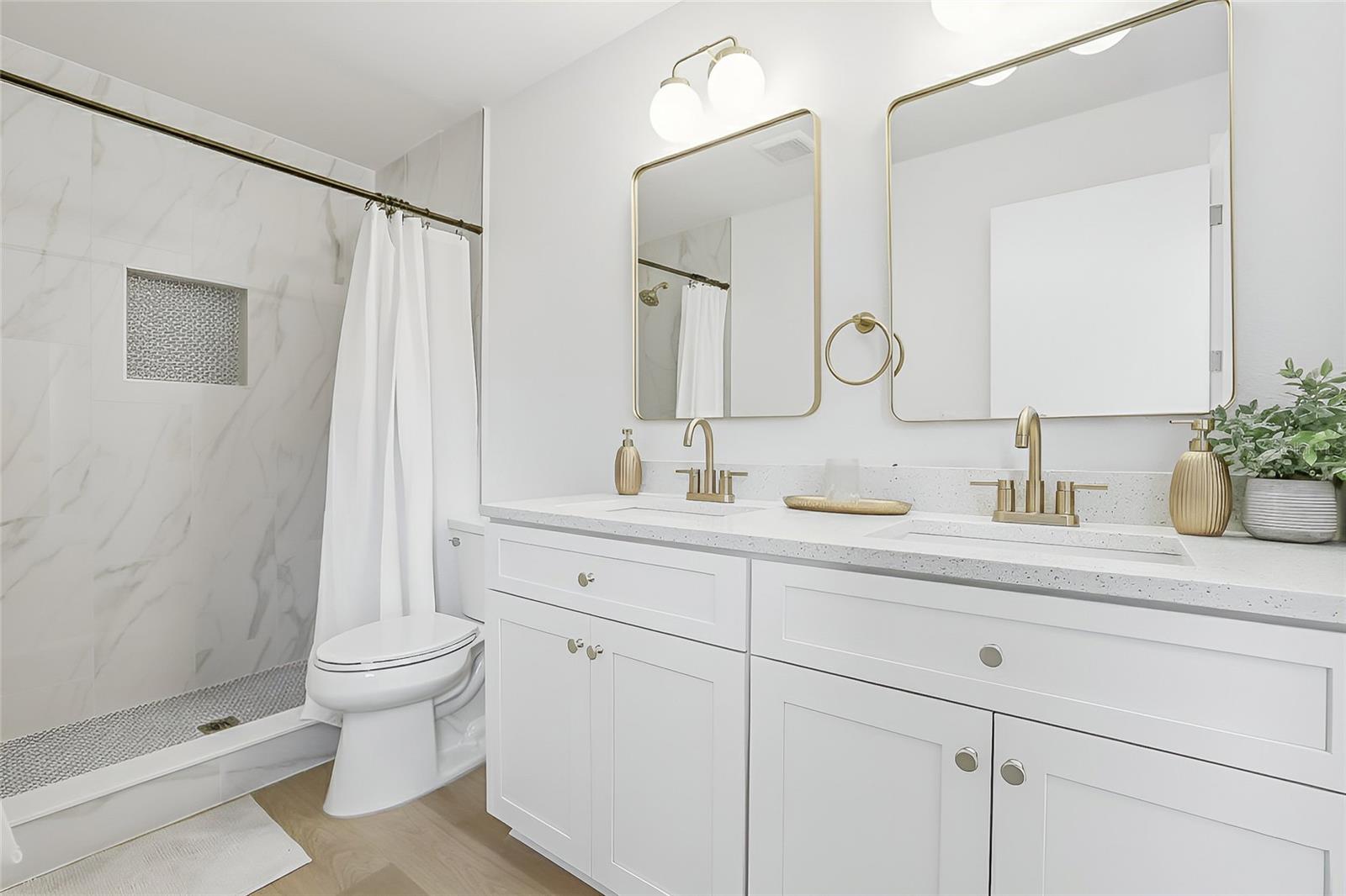 Image 14 of 36 For 6813 Circlecreek Drive