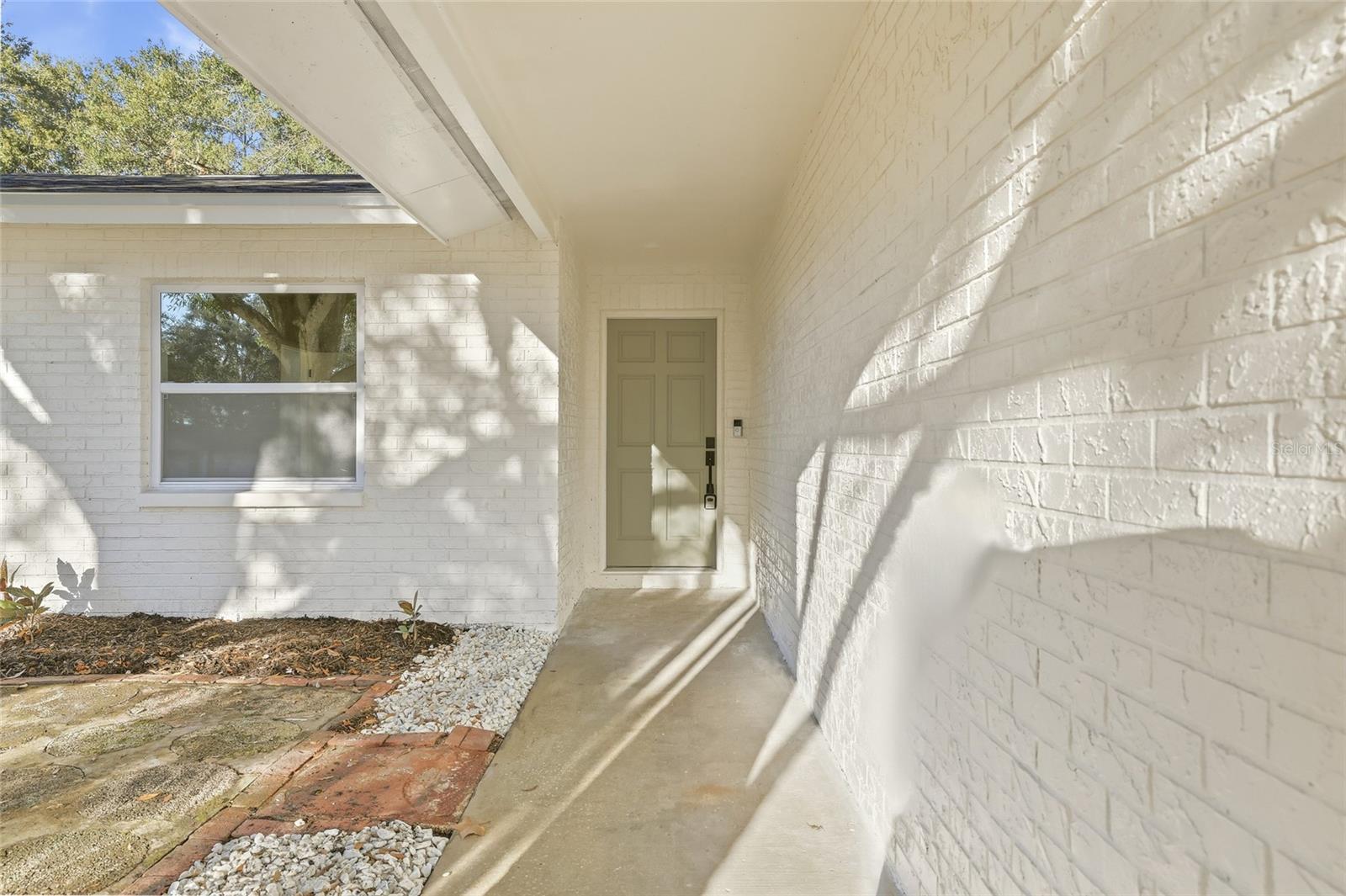 Image 33 of 36 For 6813 Circlecreek Drive