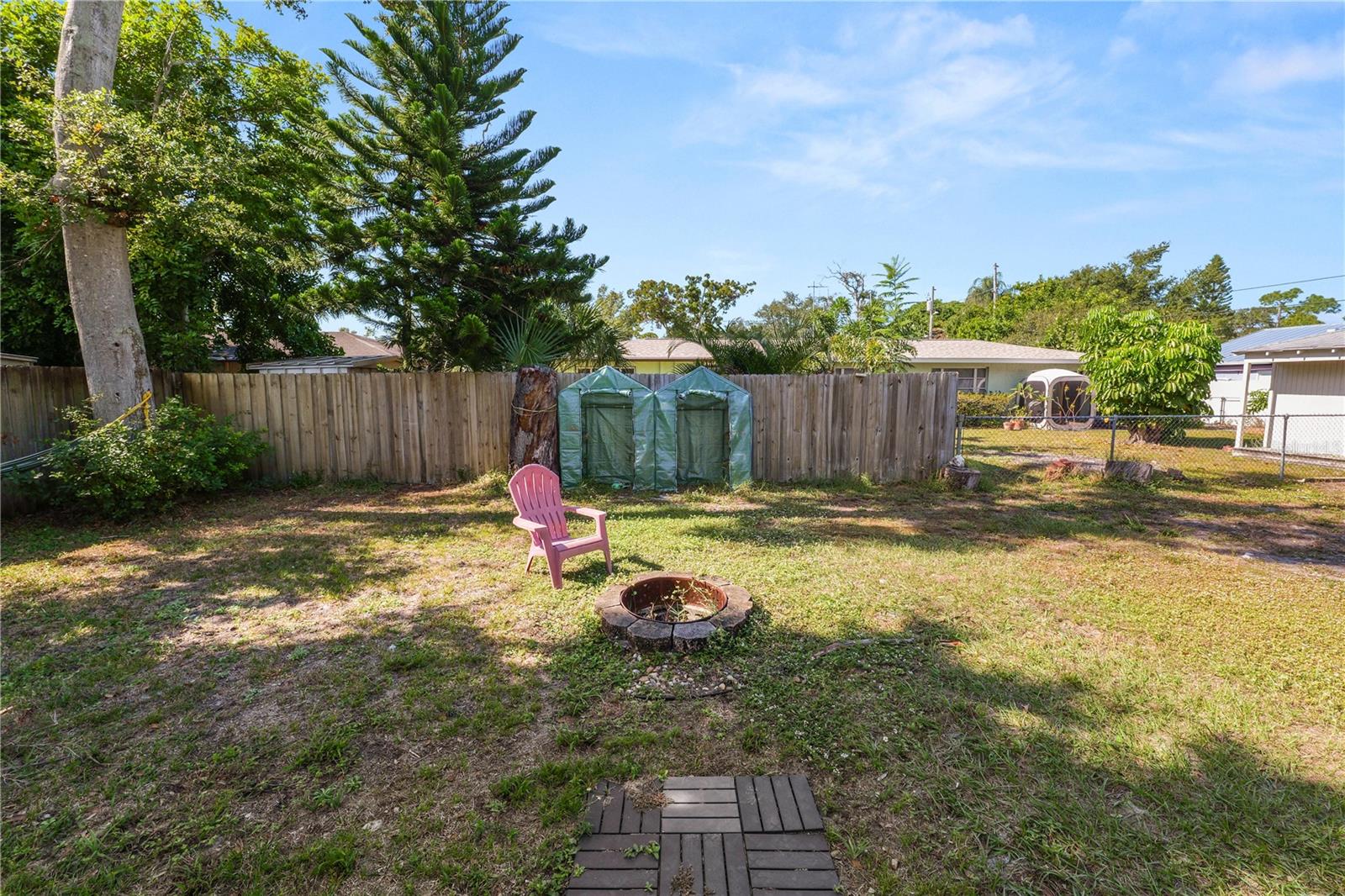 Image 32 of 39 For 1826 Bonnie Gail Street