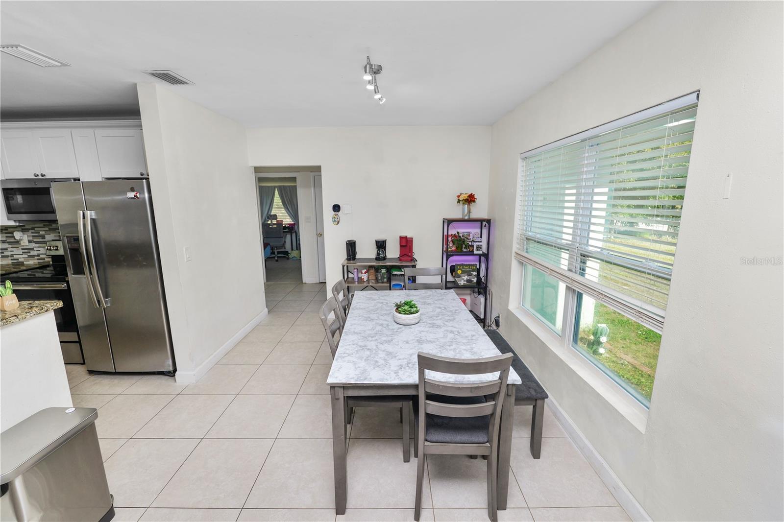 Image 9 of 39 For 1826 Bonnie Gail Street